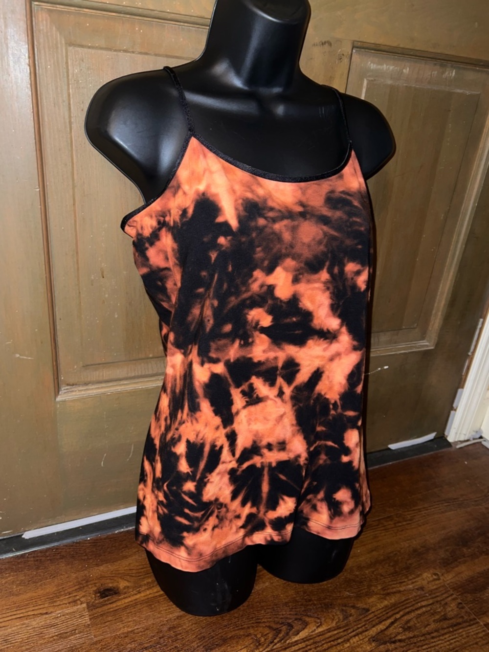 a.n.a Black and Orange Custom Acid Wash Tie-Dye Camisole Tank Top Size L - Picture 5 of 8
